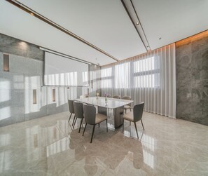 Business centre - Verse Manor Hotel Shanghai (Huangpu District shanghai)