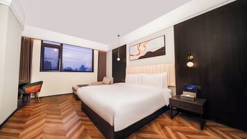 Blackout curtains, free WiFi, bed sheets