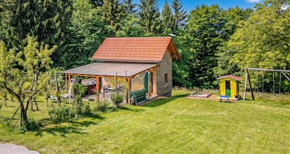 Lodge Trtinka /w Terrace & BBQ in Nature