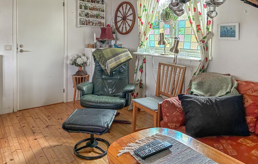 Awesome Home In Vibble With Wifi - 哥得蘭省