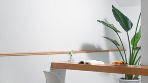Chambre Double Deluxe, balcon, vue cour intérieure | Intérieur