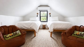 3 chambres, fer et planche à repasser, accès Internet, draps fournis