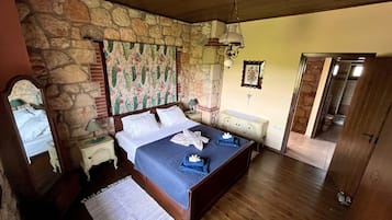 6 Schlafzimmer, Bügeleisen/Bügelbrett, WLAN, Bettwäsche