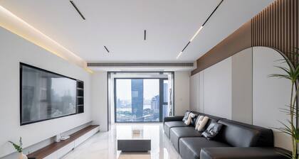 Zhome- Three Bedrooms Super Bund View