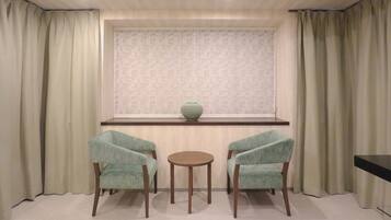 Deluxe Designer's Twin Room Shrine View | Blackout curtains, free WiFi, bed sheets