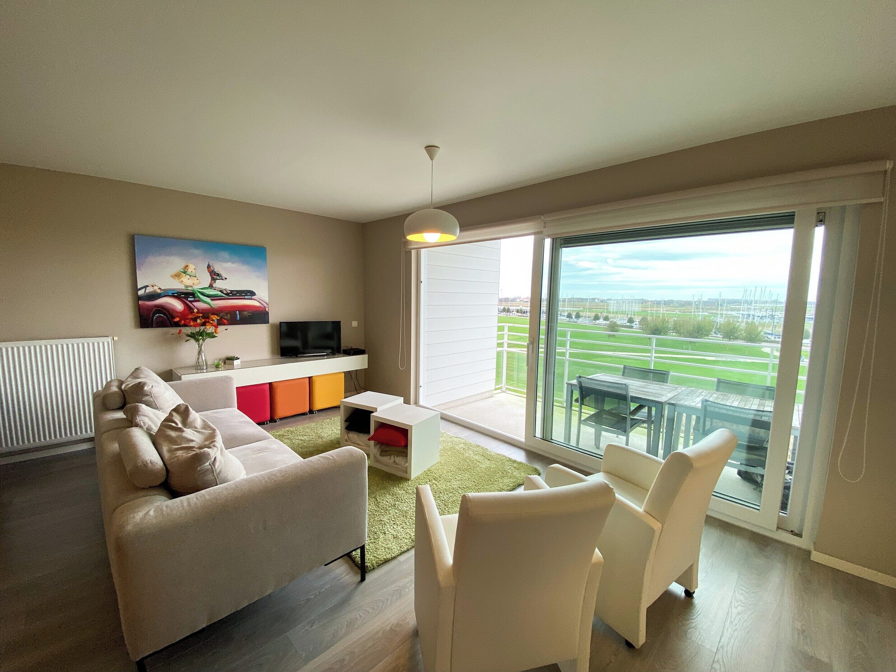 Apartment | Living room
