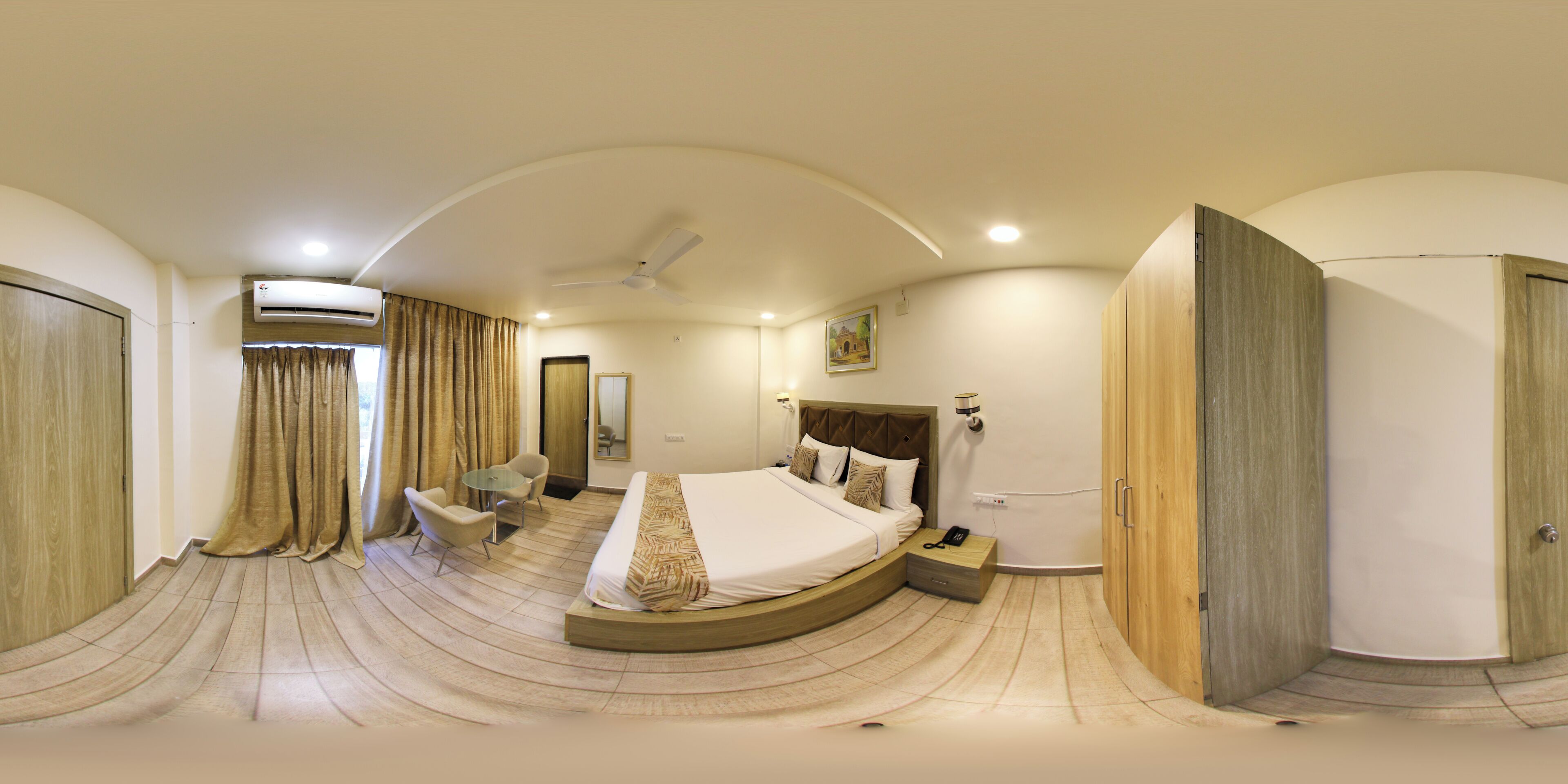 Royal Room
