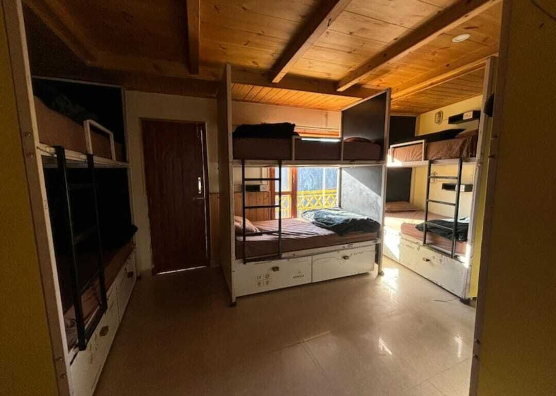 Deluxe Room | Free WiFi, bed sheets