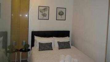 1 bedroom, iron/ironing board, WiFi, bed sheets