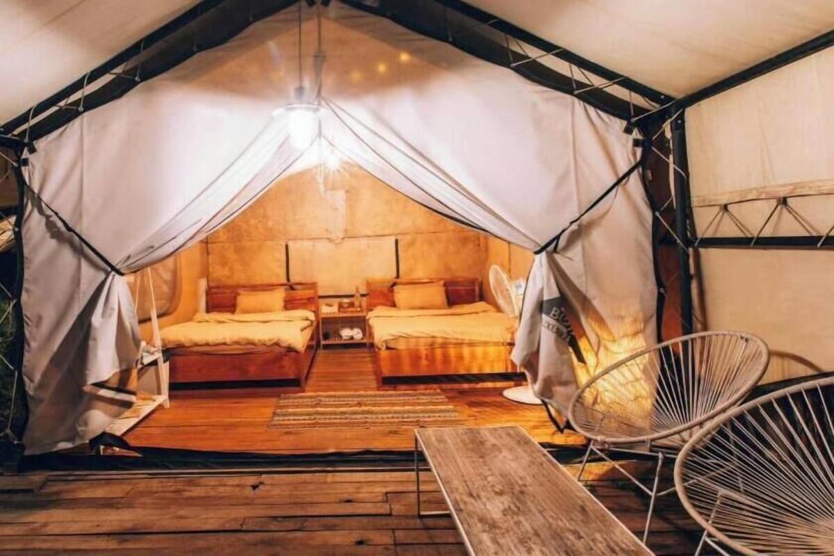 Tent, Valley View | Blackout drapes, soundproofing, iron/ironing board, free WiFi