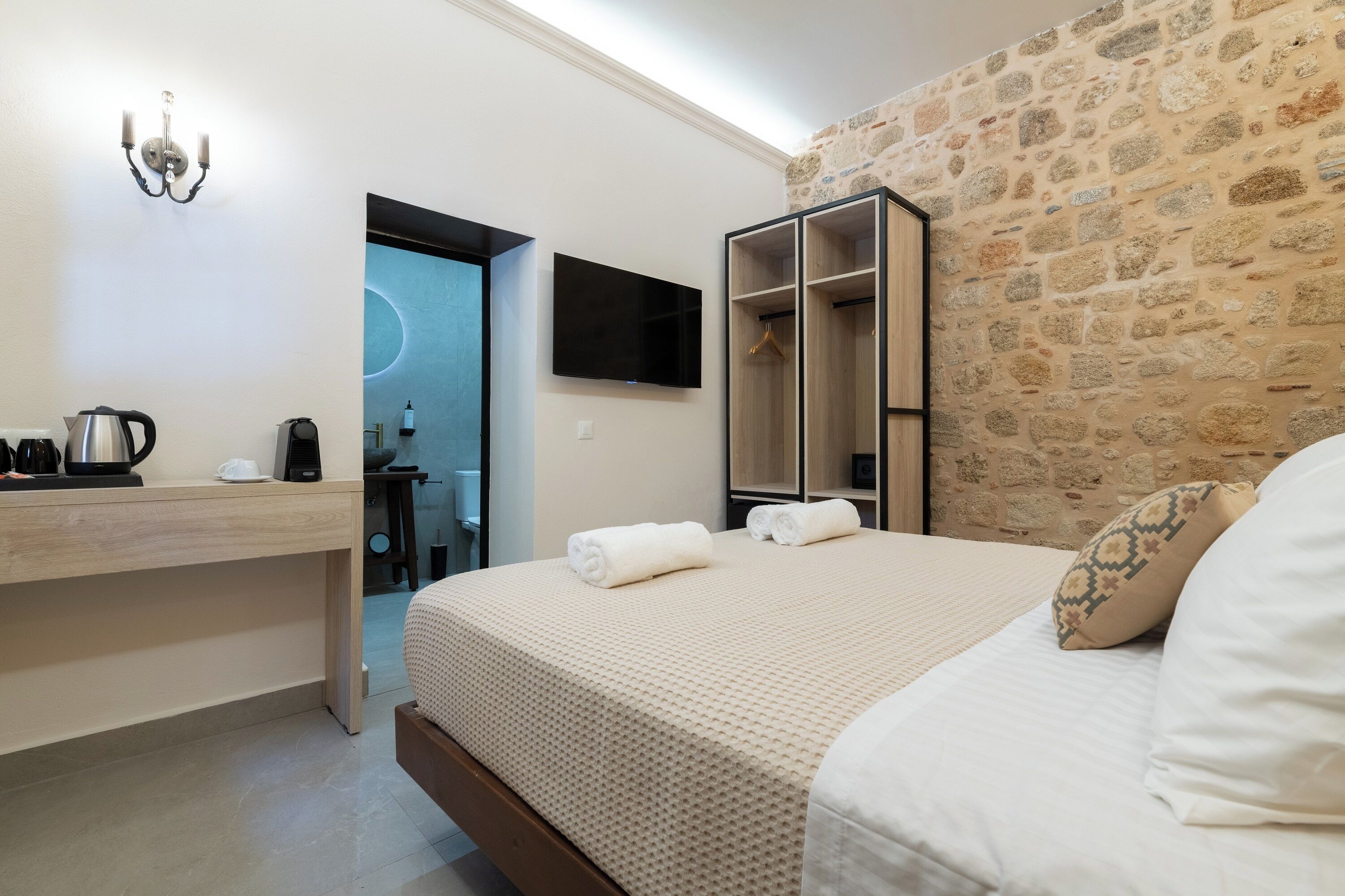 Diagoras Luxury Suite Ground Floor | In-room safe, WiFi (free)