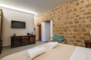 In-room safe, free WiFi - Jivaeri Luxury Suites (Rhodes)