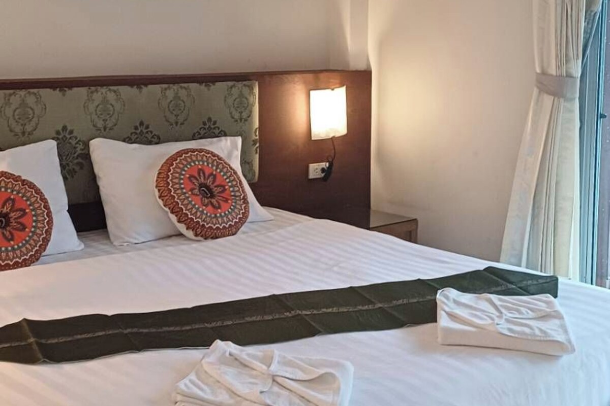 Deluxe Room | โต๊ะทำงาน, พื้นที่ทำงานแบบใช้แล็ปท็อป, Wi-Fi ฟรี