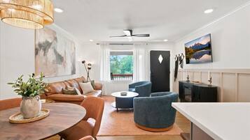 Smart TV, fireplace, books