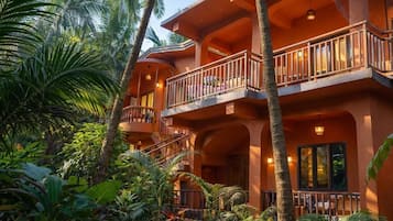 Deluxe Studio, Balcony, Courtyard View | Exterior