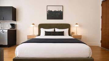 3 bedrooms, desk, iron/ironing board, WiFi