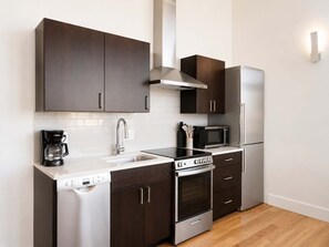 Unit 1 - Fully Equipped Kitchen - Roami at Studio 135 - Stylish Studio | 2 units (Denver)