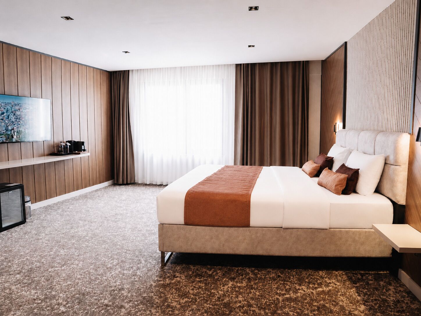Premium-Zimmer, Stadtblick | Zimmersafe, Verdunkelungsvorhänge, Bügeleisen/Bügelbrett