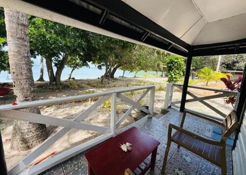 White Sandy Beach Resort 