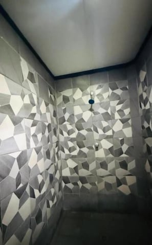 Bathroom - White Sandy Beach Resort  (Naviti Island)