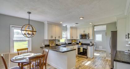 Family-Friendly Home Near Kentucky Lake!