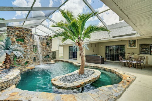 10 Mi to Beach! Punta Gorda Home w/ Outdoor Oasis