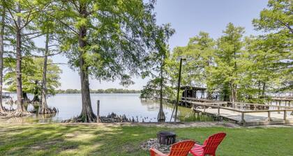 Tons of Fun at 'Camp Flamingo' on Lake Bruin!