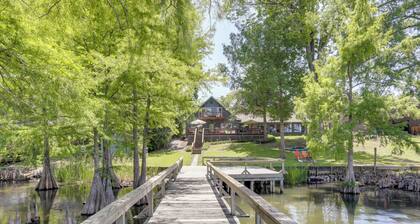 Tons of Fun at 'Camp Flamingo' on Lake Bruin!