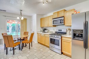Private kitchen - Walkable Home w/ Dog-Friendly Yard in Albuquerque! (Albuquerque)
