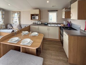 Private kitchen - Palm Grove 181 - UKC9559 (Chapel St Leonards)