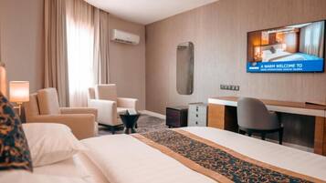 In-room safe, blackout curtains, soundproofing, free WiFi