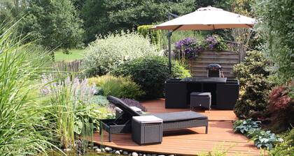Les Rainettes - Quiet Family Home With Garden and Terrace in the Ardennes