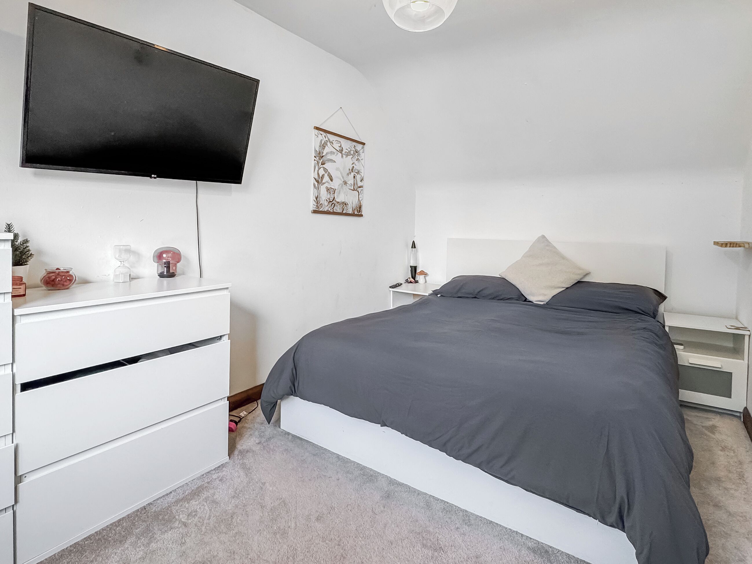 2 bedrooms, free WiFi