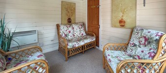 2 bedroom accommodation in Overseal