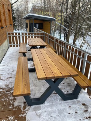 Outdoor dining - Vila DEDO (Vysoké Tatry)