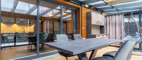 Superior Apartment, Garden View | Terrace/patio