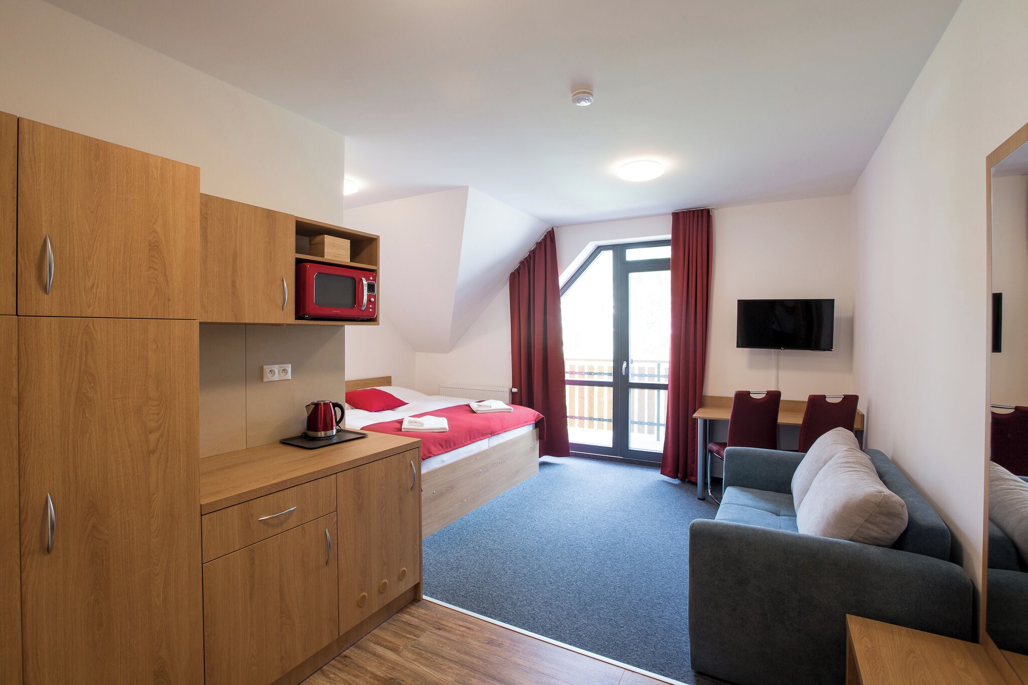 In-room safe, laptop workspace, blackout curtains, free WiFi