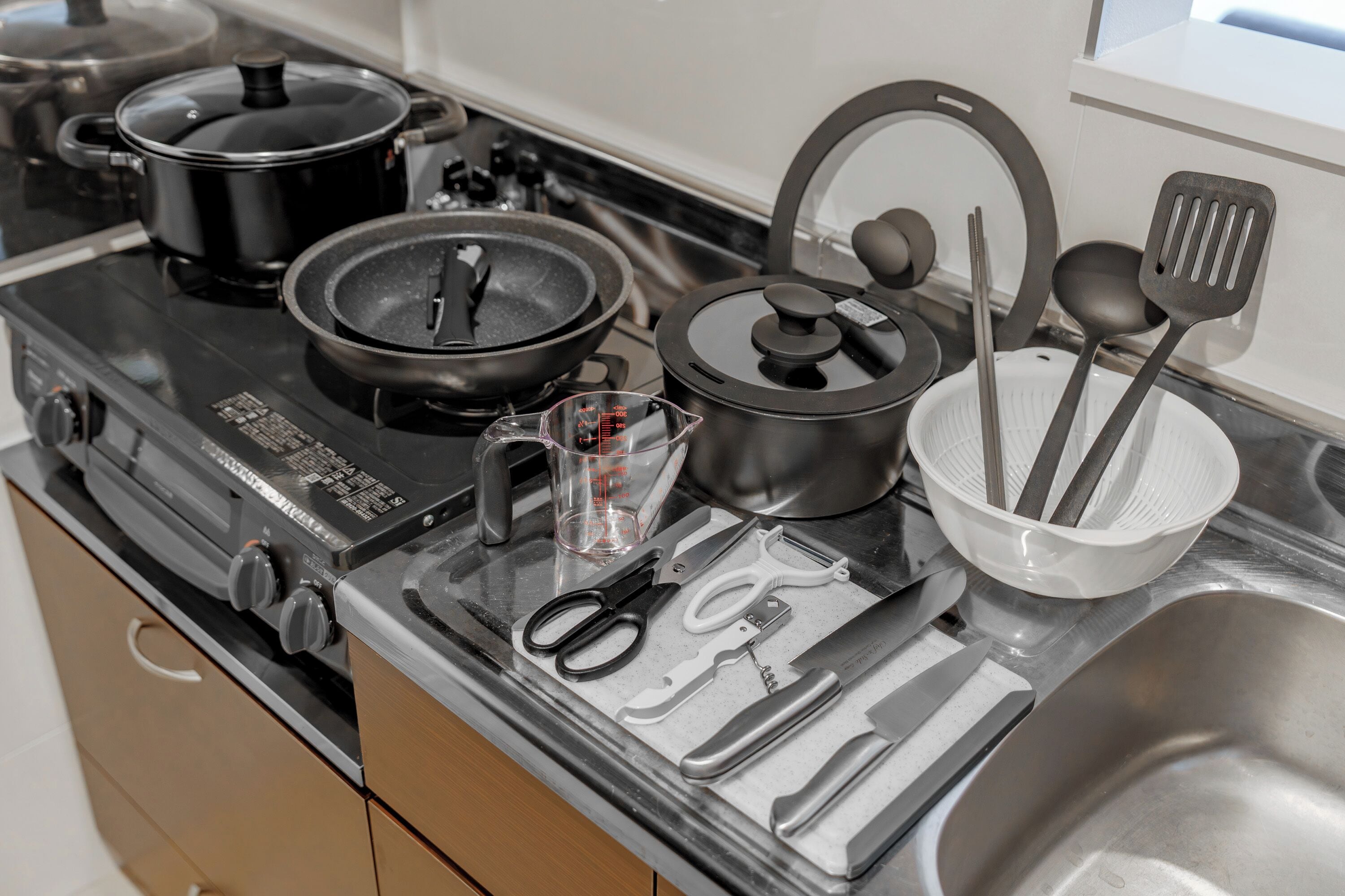 Apartment | Private kitchen | Fridge, microwave, stovetop, rice cooker