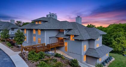 3BD & 3BA, Golf Access | Sleeps 12 | Pets OK