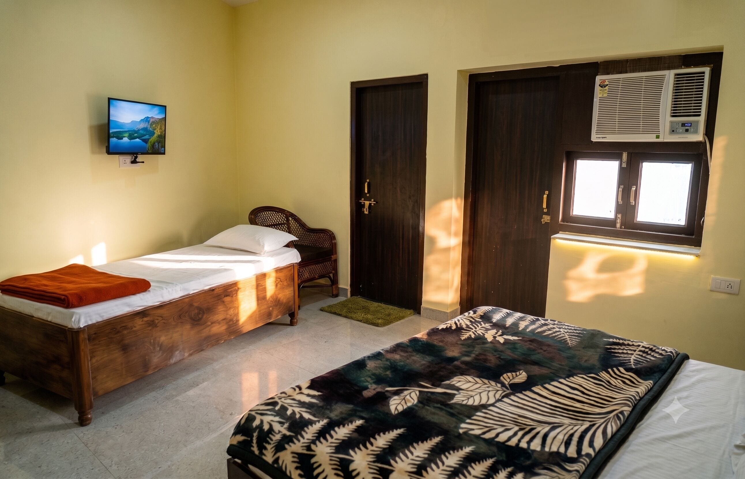Classic Triple Room | Free WiFi