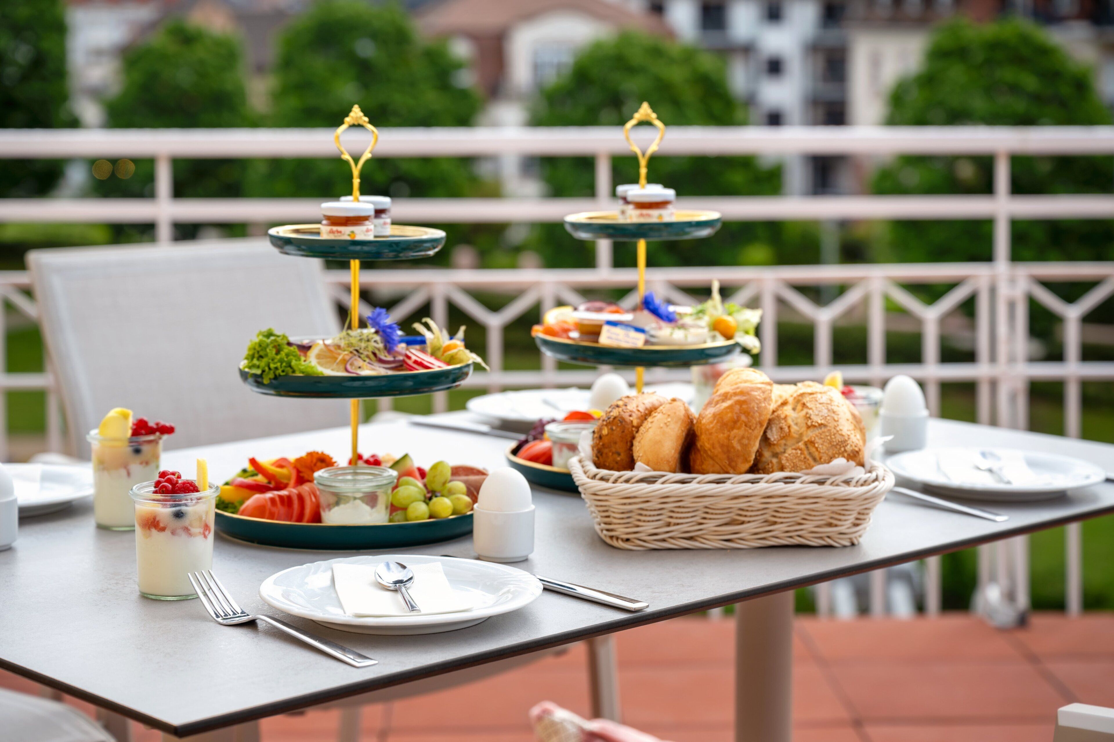 Presidentiële suite, balkon, uitzicht op de stad | Buiten dineren
