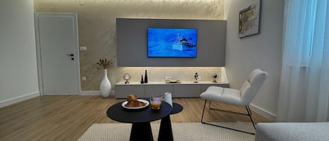 TV