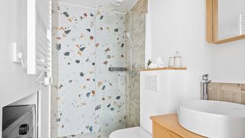 City-Studio, 1 Doppelbett und Schlafsofa, Nichtraucher | Badezimmer