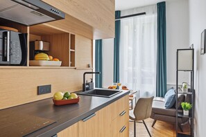 City-Studio, 1 Doppelbett und Schlafsofa, Nichtraucher | Eigene Küche