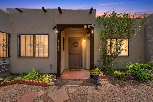 Dream Santa Fe Home in Beautiful Tucson