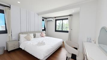 Familie villa, 3 slaapkamers, privézwembad | Verduisterende gordijnen, gratis wifi