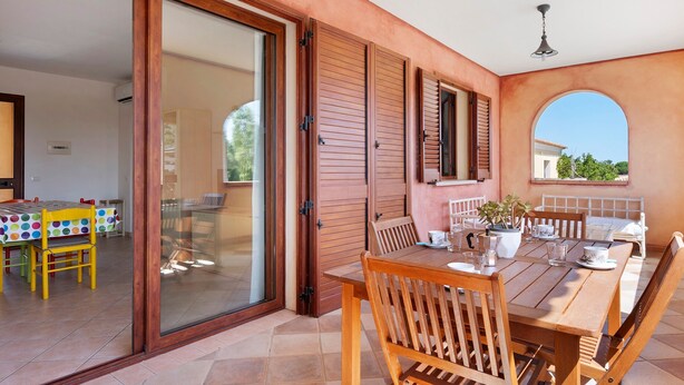 Outdoor dining - Trilo Siviglia Holiday Home (Suaredda-traversa)