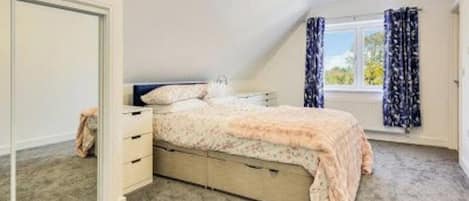 5 Schlafzimmer, kostenloses WLAN