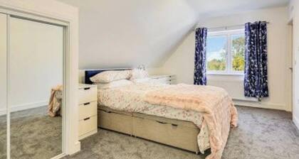 Luxury Countryside House Sleeps 9
