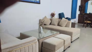 Family Studio, Garden View | Lobby
